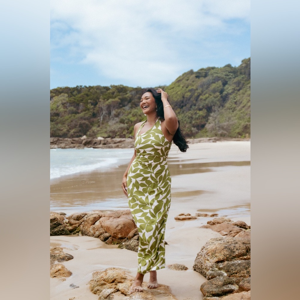 Petal & Pup Alexis Maxi Dress Size: XL